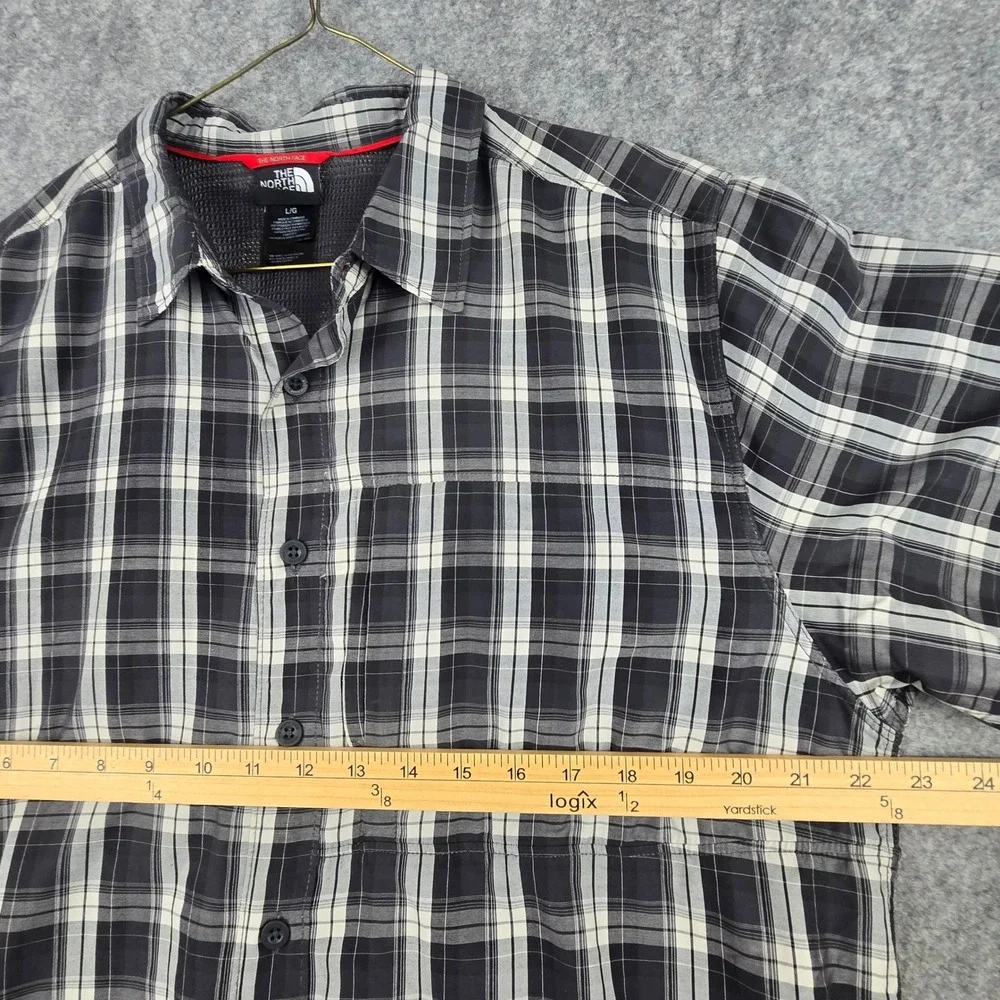 The North Face Shirt Mens Large Black Plaid Short Sleeve Hiking Mesh Back A24K